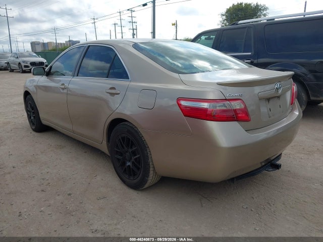 46240873 :رقم المزاد ، 4T4BE46K17R005884 vin ، 2007 Toyota Camry Le مزاد بيع