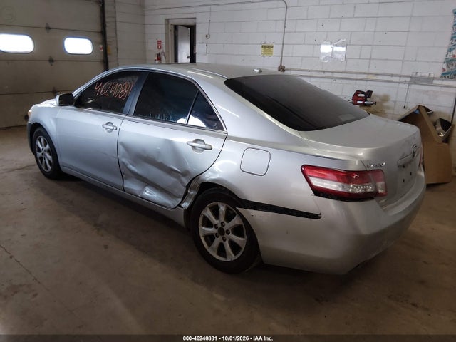 46240881 :رقم المزاد ، 4T1BF3EK8BU652486 vin ، 2011 Toyota Camry Le مزاد بيع