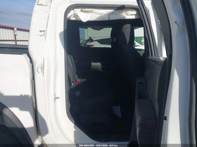 2026 Nissan Frontier Pro-4x 4x4 მანქანა იყიდება აუქციონზე, vin: 1N6ED1EK4TN639173, აუქციონის ნომერი: 46241000