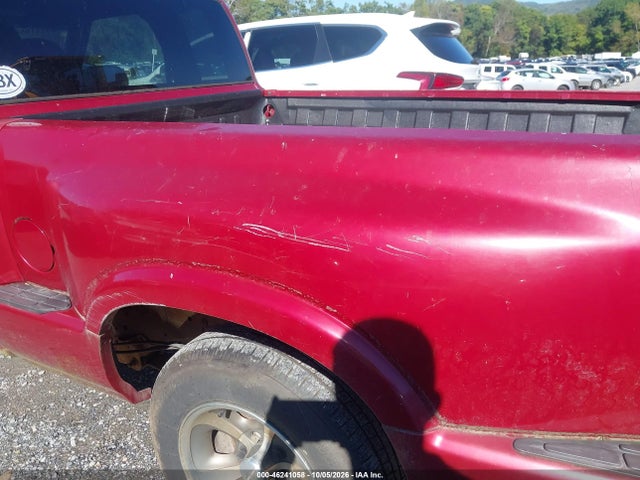 46241058 :رقم المزاد ، 1GCCS1955Y8284959 vin ، 2000 Chevrolet S-10 Ls مزاد بيع