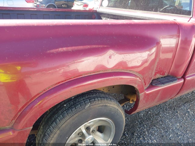 46241058 :رقم المزاد ، 1GCCS1955Y8284959 vin ، 2000 Chevrolet S-10 Ls مزاد بيع