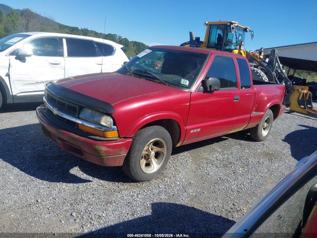 46241058 :رقم المزاد ، 1GCCS1955Y8284959 vin ، 2000 Chevrolet S-10 Ls مزاد بيع