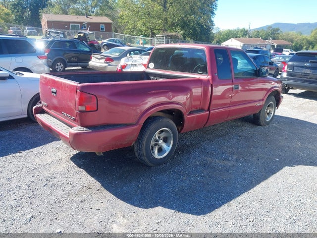 46241058 :رقم المزاد ، 1GCCS1955Y8284959 vin ، 2000 Chevrolet S-10 Ls مزاد بيع