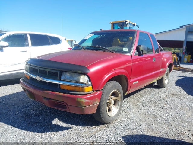 46241058 :رقم المزاد ، 1GCCS1955Y8284959 vin ، 2000 Chevrolet S-10 Ls مزاد بيع