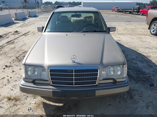 1994 Mercedes-benz E 320 მანქანა იყიდება აუქციონზე, vin: WDBEA32E2RC117599, აუქციონის ნომერი: 46241074