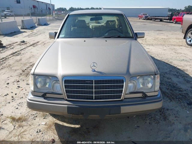 1994 Mercedes-benz E 320 მანქანა იყიდება აუქციონზე, vin: WDBEA32E2RC117599, აუქციონის ნომერი: 46241074
