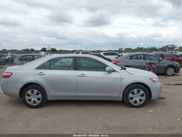 46241079 :رقم المزاد ، 4T4BE46K57R002700 vin ، 2007 Toyota Camry Ce مزاد بيع