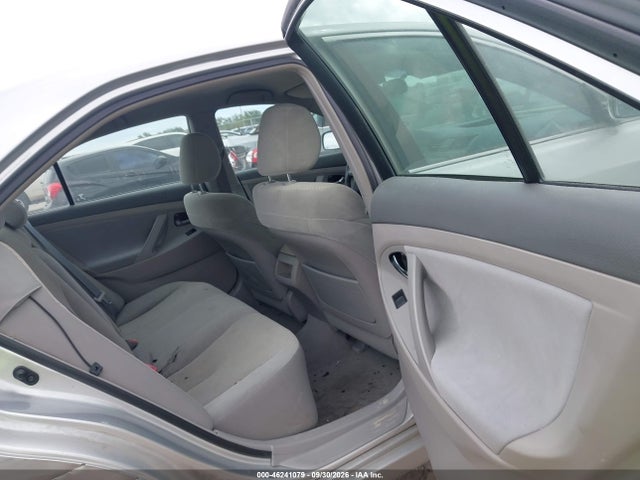 46241079 :رقم المزاد ، 4T4BE46K57R002700 vin ، 2007 Toyota Camry Ce مزاد بيع
