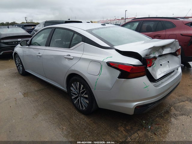 1N4BL4DV1TN335357 Nissan Altima Sv Fwd