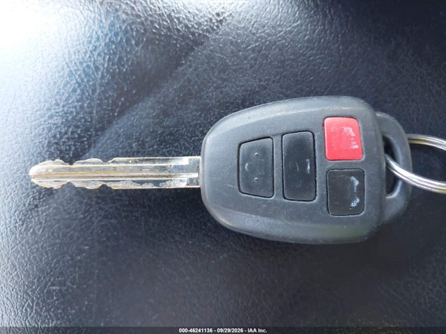 46241136 :رقم المزاد ، 4T1BF1FK7DU682682 vin ، 2013 Toyota Camry Se مزاد بيع