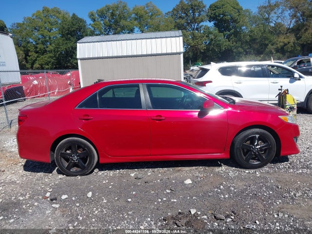 46241136 :رقم المزاد ، 4T1BF1FK7DU682682 vin ، 2013 Toyota Camry Se مزاد بيع