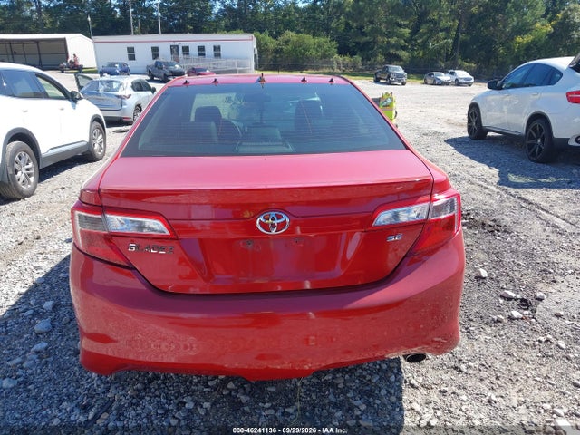 46241136 :رقم المزاد ، 4T1BF1FK7DU682682 vin ، 2013 Toyota Camry Se مزاد بيع