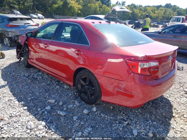 46241136 :رقم المزاد ، 4T1BF1FK7DU682682 vin ، 2013 Toyota Camry Se مزاد بيع