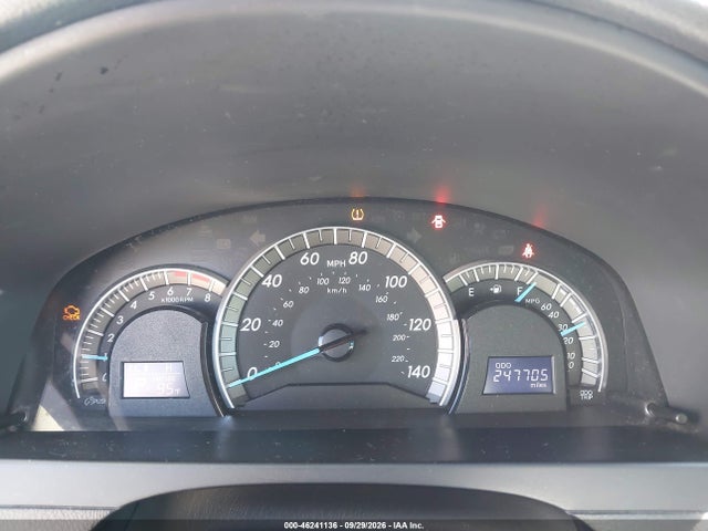 46241136 :رقم المزاد ، 4T1BF1FK7DU682682 vin ، 2013 Toyota Camry Se مزاد بيع