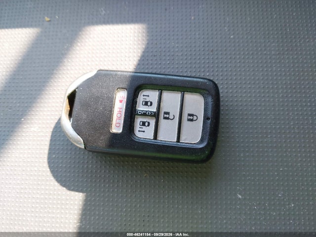 46241154 :رقم المزاد ، 5FNRL5H60FB055997 vin ، 2015 Honda Odyssey Ex-l مزاد بيع