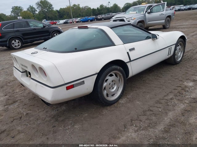 46241163 :رقم المزاد ، 1G1YY218XJ5121501 vin ، 1988 Chevrolet Corvette مزاد بيع