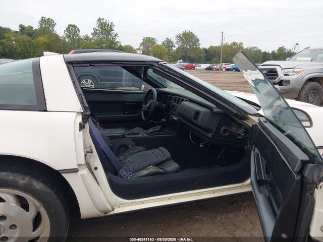 46241163 :رقم المزاد ، 1G1YY218XJ5121501 vin ، 1988 Chevrolet Corvette مزاد بيع