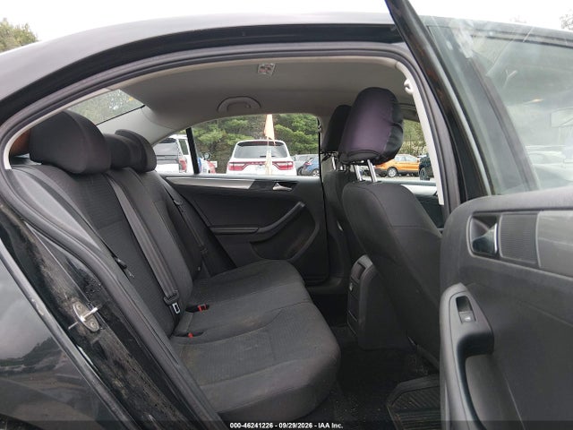 Продажа на аукционе авто 2015 Volkswagen Jetta 1.8t Se, vin: 3VWD17AJ1FM300034, номер лота: 46241226