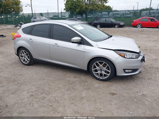 2015 Ford Focus Se მანქანა იყიდება აუქციონზე, vin: 1FADP3K27FL386572, აუქციონის ნომერი: 46241337