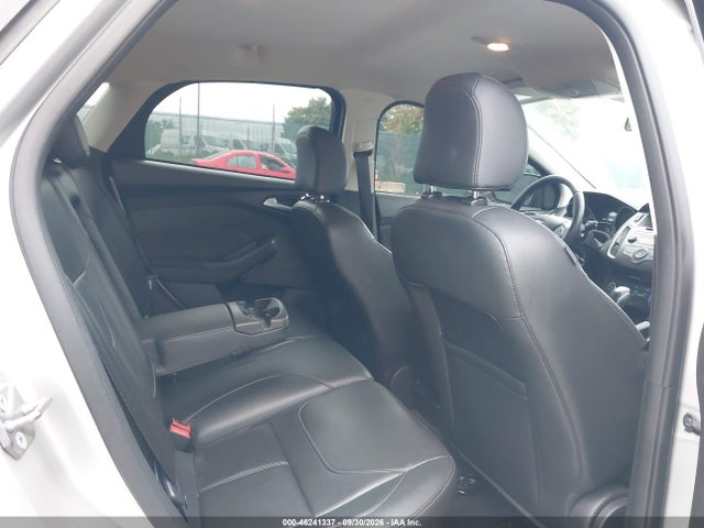 2015 Ford Focus Se მანქანა იყიდება აუქციონზე, vin: 1FADP3K27FL386572, აუქციონის ნომერი: 46241337