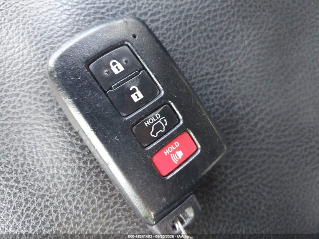 Toyota Rav4 Xle 2017 2T3WFREV0HW343190 Image 11