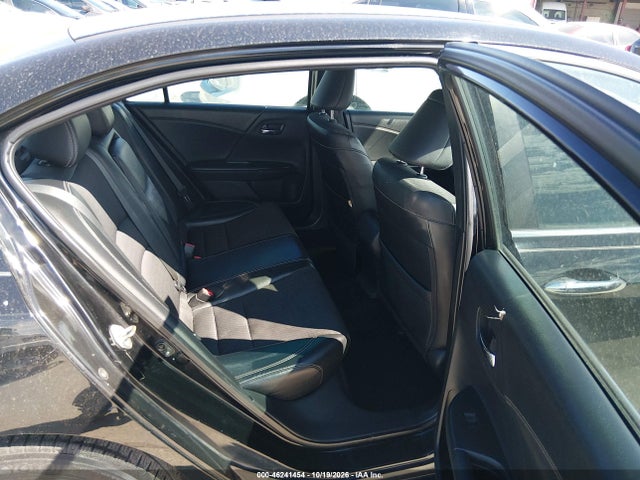 46241454 :رقم المزاد ، 1HGCR2F5XHA270376 vin ، 2017 Honda Accord Sport مزاد بيع