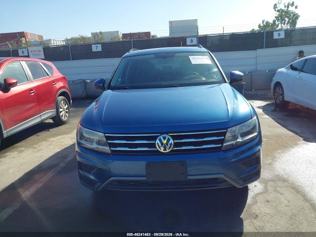 2018 Volkswagen Tiguan 2.0t Se/2.0t Sel მანქანა იყიდება აუქციონზე, vin: 3VV2B7AX5JM096361, აუქციონის ნომერი: 46241463