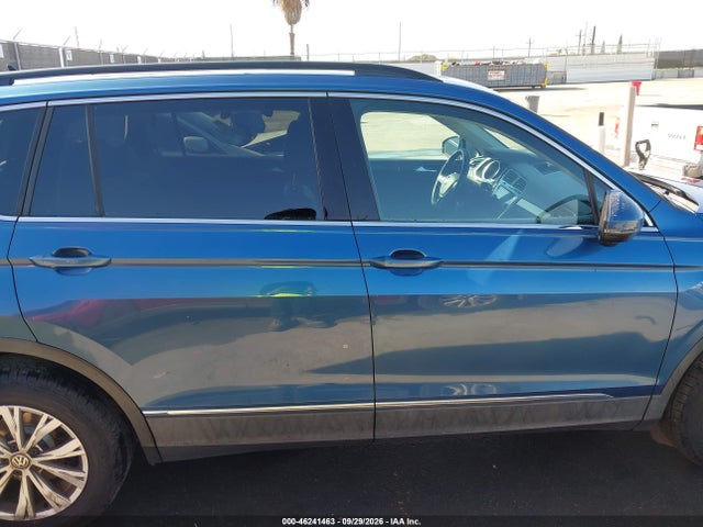 2018 Volkswagen Tiguan 2.0t Se/2.0t Sel მანქანა იყიდება აუქციონზე, vin: 3VV2B7AX5JM096361, აუქციონის ნომერი: 46241463