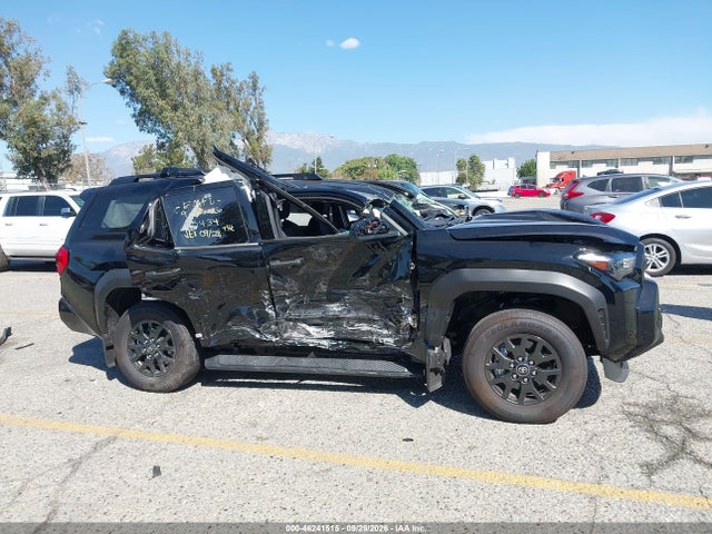 Toyota 4RUNNER SR5 2026 JTEVA5BR6T5104622 Image 14