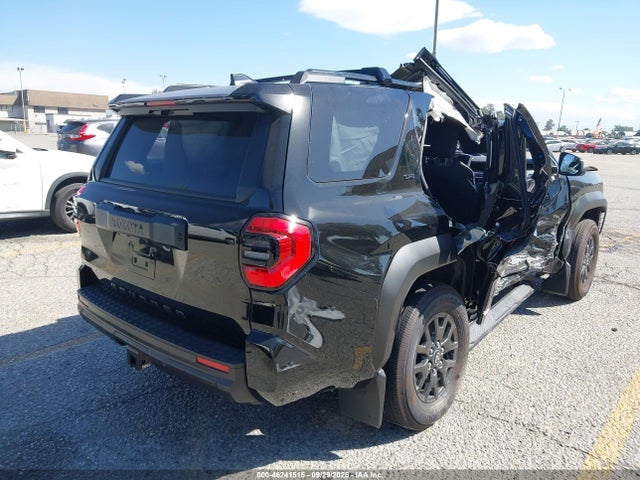 Toyota 4RUNNER SR5 2026 JTEVA5BR6T5104622 Image 4