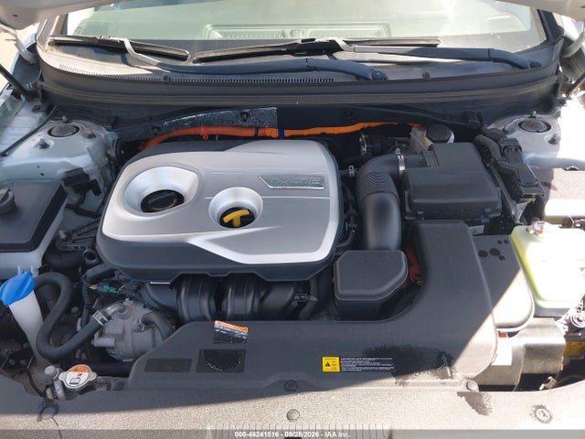 Продажа на аукционе авто 2017 Hyundai Sonata Hybrid Se, vin: KMHE24L38HA066746, номер лота: 46241516