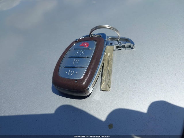 Продажа на аукционе авто 2017 Hyundai Sonata Hybrid Se, vin: KMHE24L38HA066746, номер лота: 46241516