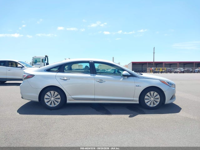 Продажа на аукционе авто 2017 Hyundai Sonata Hybrid Se, vin: KMHE24L38HA066746, номер лота: 46241516