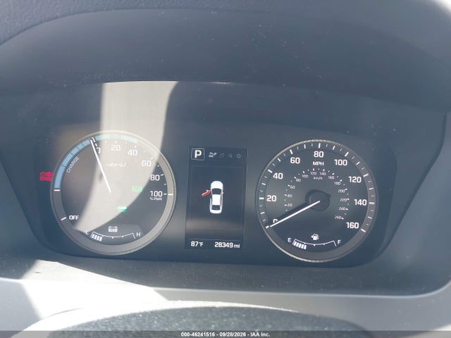 Продажа на аукционе авто 2017 Hyundai Sonata Hybrid Se, vin: KMHE24L38HA066746, номер лота: 46241516