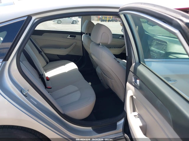 Продажа на аукционе авто 2017 Hyundai Sonata Hybrid Se, vin: KMHE24L38HA066746, номер лота: 46241516