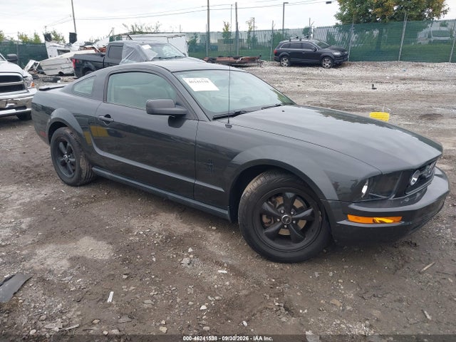 2007 Ford Mustang V6 Deluxe/v6 Premium მანქანა იყიდება აუქციონზე, vin: 1ZVFT80NX75359460, აუქციონის ნომერი: 46241538
