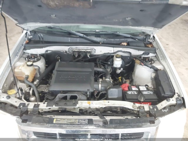 46241561 :رقم المزاد ، 1FMCU04G99KC26320 vin ، 2009 Ford Escape Limited مزاد بيع