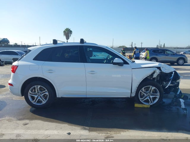 WA1ANAFY0J2020337 Audi Q5 2.0t Premium/2.0t Tech Premium