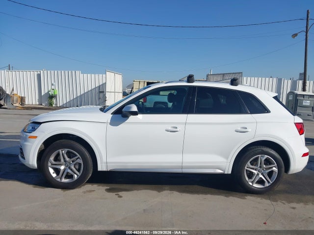 WA1ANAFY0J2020337 Audi Q5 2.0t Premium/2.0t Tech Premium