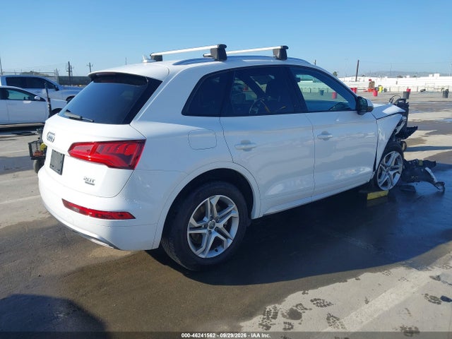 WA1ANAFY0J2020337 Audi Q5 2.0t Premium/2.0t Tech Premium