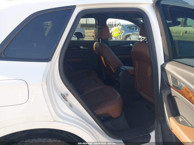 WA1ANAFY0J2020337 Audi Q5 2.0t Premium/2.0t Tech Premium