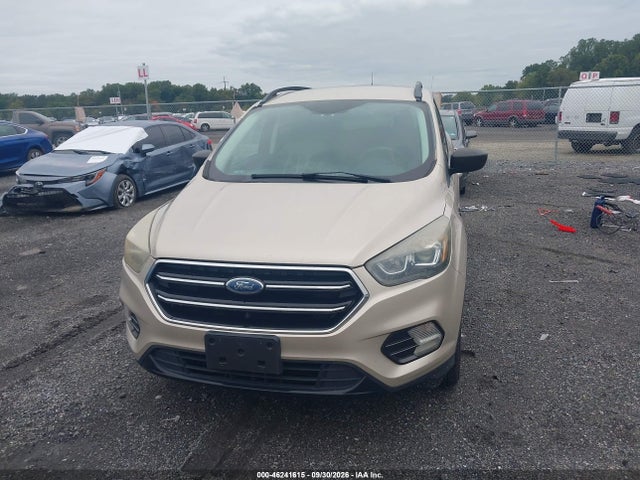 46241615 :رقم المزاد ، 1FMCU9GD1JUA07494 vin ، 2018 Ford Escape Se مزاد بيع