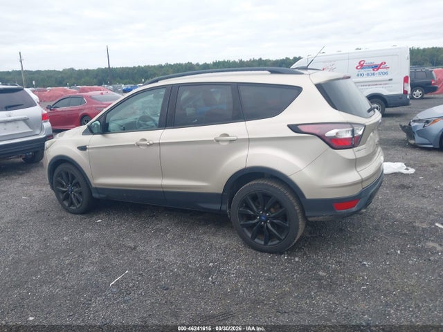 46241615 :رقم المزاد ، 1FMCU9GD1JUA07494 vin ، 2018 Ford Escape Se مزاد بيع