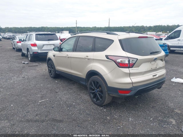 46241615 :رقم المزاد ، 1FMCU9GD1JUA07494 vin ، 2018 Ford Escape Se مزاد بيع