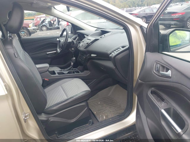 46241615 :رقم المزاد ، 1FMCU9GD1JUA07494 vin ، 2018 Ford Escape Se مزاد بيع