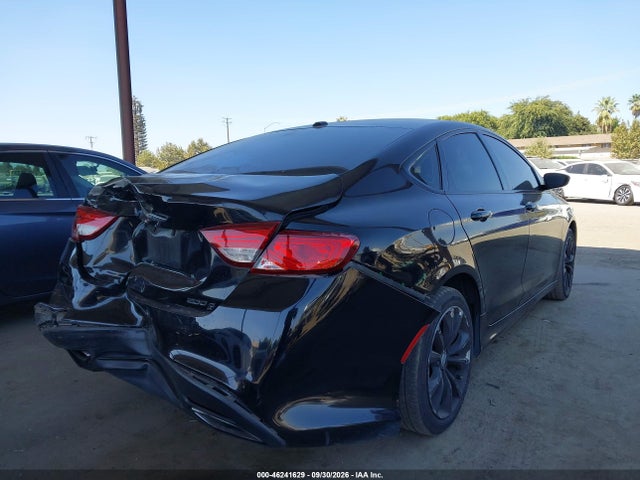 Chrysler 200 S 2015 1C3CCCBB2FN596944 Image 4