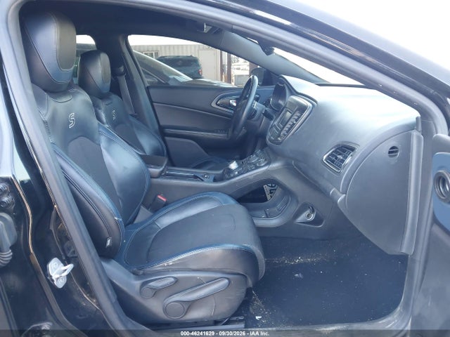 Chrysler 200 S 2015 1C3CCCBB2FN596944 Image 5
