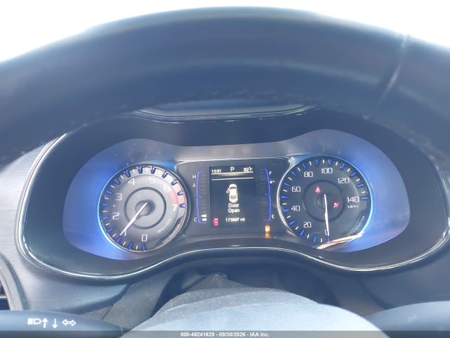 Chrysler 200 S 2015 1C3CCCBB2FN596944 Image 7