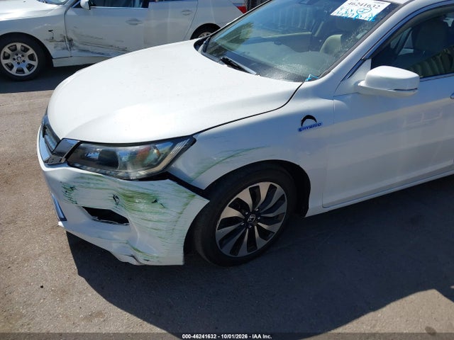 2015 Honda Accord Hybrid Ex-l მანქანა იყიდება აუქციონზე, vin: 1HGCR6F57FA001384, აუქციონის ნომერი: 46241632