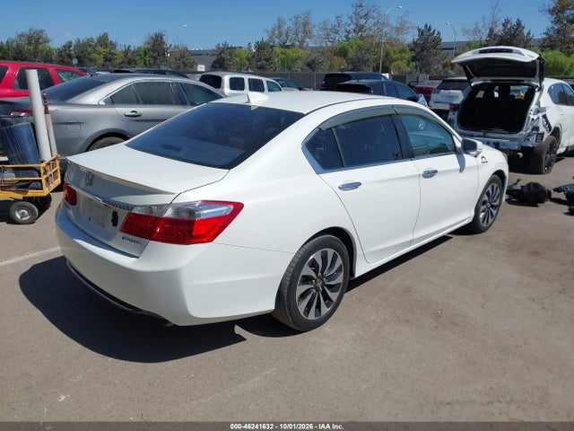 2015 Honda Accord Hybrid Ex-l მანქანა იყიდება აუქციონზე, vin: 1HGCR6F57FA001384, აუქციონის ნომერი: 46241632